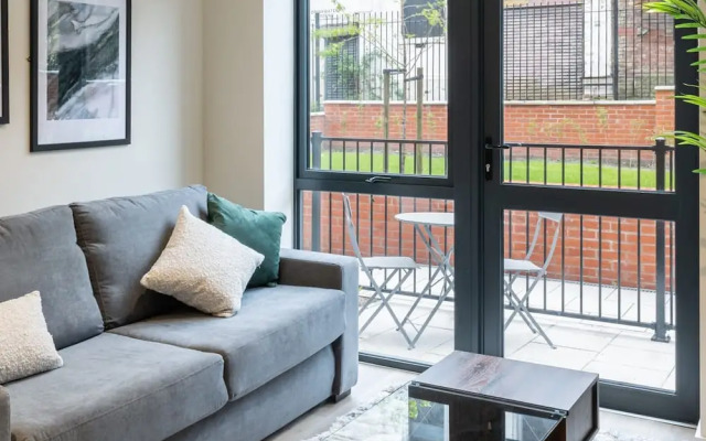 Host Stay Richmond Place 002
