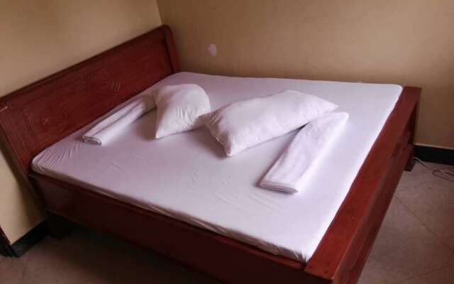 Mtango House Sakina - Hostel