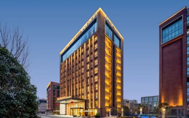 Ruitai International Hotel (Wuhan Tianhe Airport Aviation Headquarters Subway Station) – Exterior – Wuhan