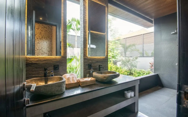 Nishiki 5BR Villa Epitome Lux Seminyak