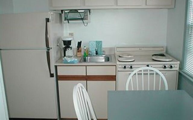 The Corsair & Cross Rip Oceanfront Resort