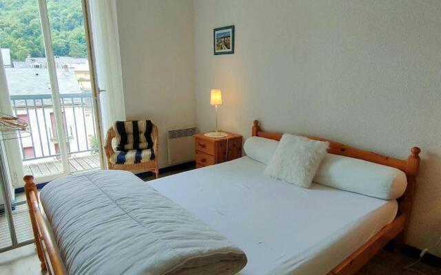 Appartement Cauterets, 2 pièces, 4 personnes - FR-1-234-93