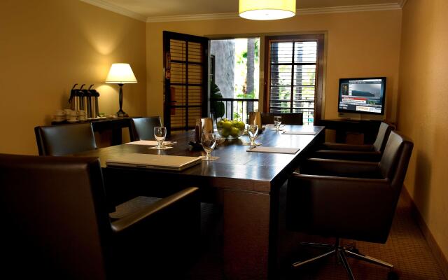 Buena Park Grand Hotel & Suites