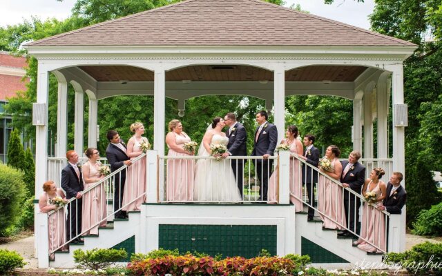 The Queensbury Hotel