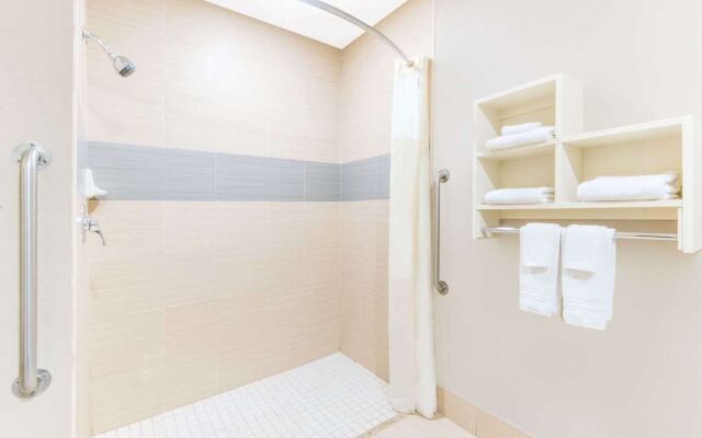 Super 8 Wichita South