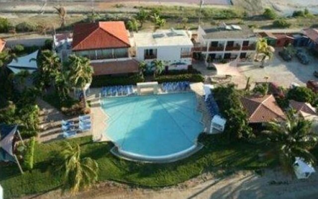 Bahia Salinas Beach Resort & Spa