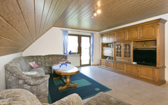 Cosy Holiday Home in the HunsrÃ¼ck