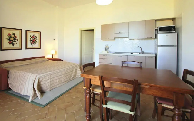 Piombino Apartment With Terrace