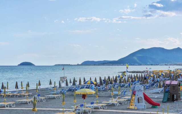 Nice Home in Magliolo With Wifi and 1 Bedrooms