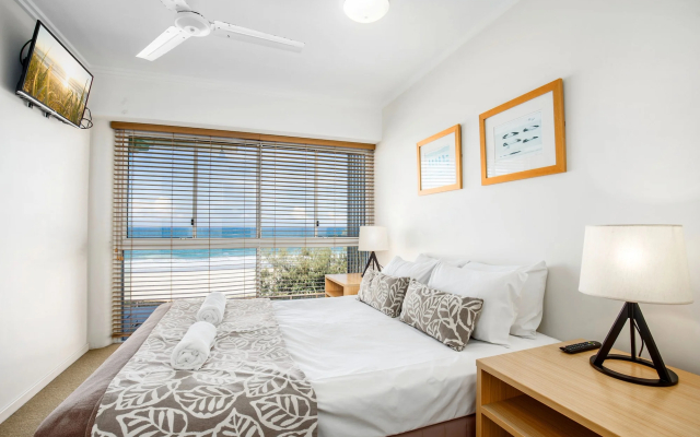 Rolling Surf Resort