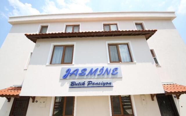 Jasmine Butik Pansiyon