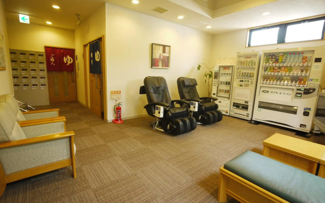 Hotel Route-Inn Nakatsugawa Inter