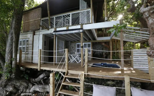 Hidden Cove Eco Retreat