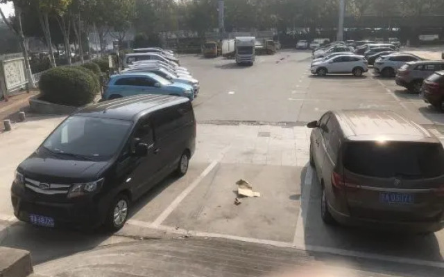 Yunxi Light Luxury Hotel