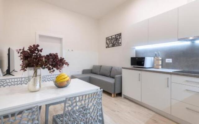 Kinsky Garden Apartments And Suites