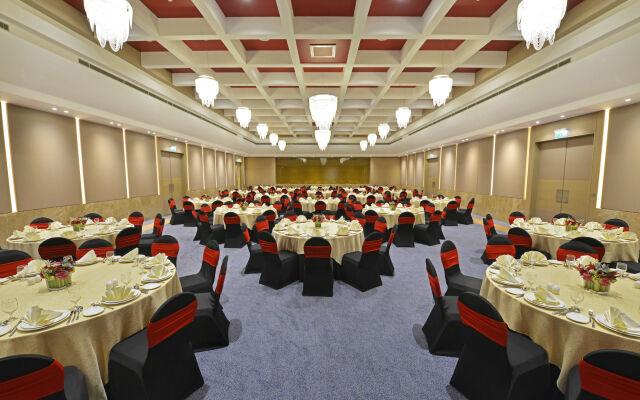 Downtown Rotana Hotel