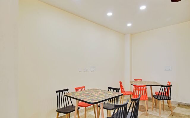 OYO Flagship 439 Krishna Living