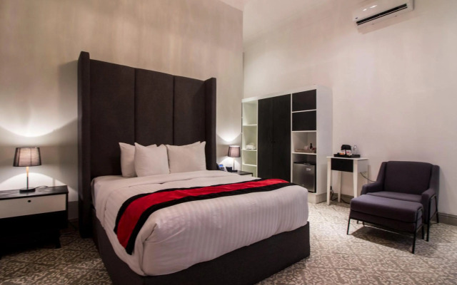 Hotel Business Real 500