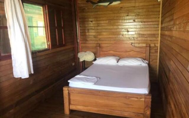 Isla Roots Hostel