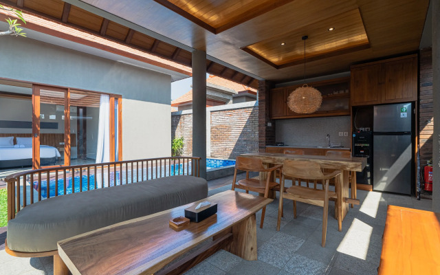 Serenia Villas Amed