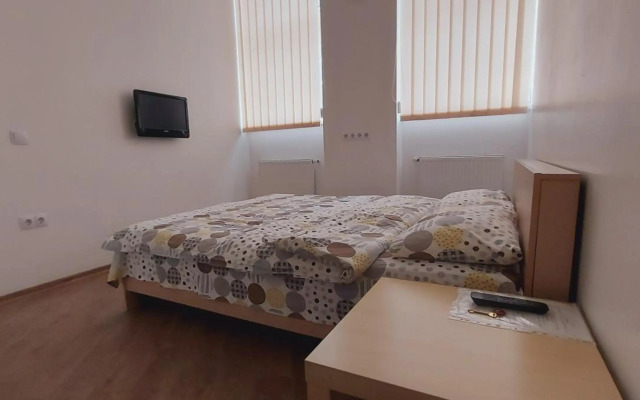 Liaynberga Apartments