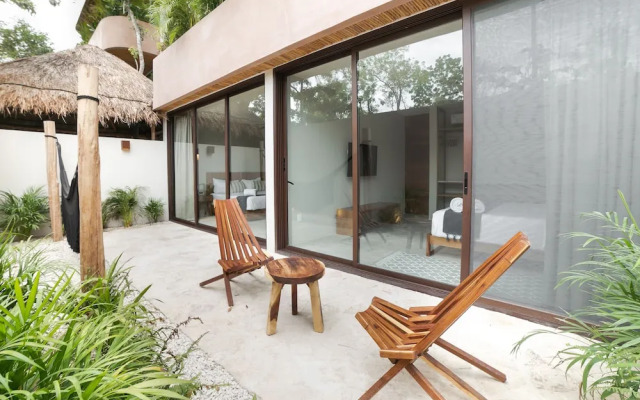 Zereno Luxury Boutique Hotel