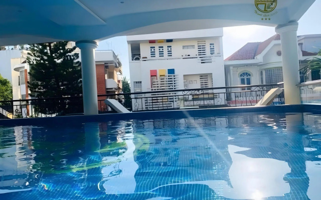 Thanh Lich Hue Hotel