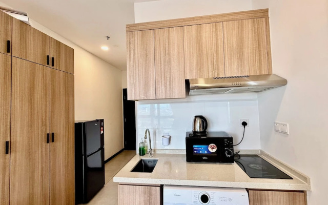 Neu Suites by Moonlight