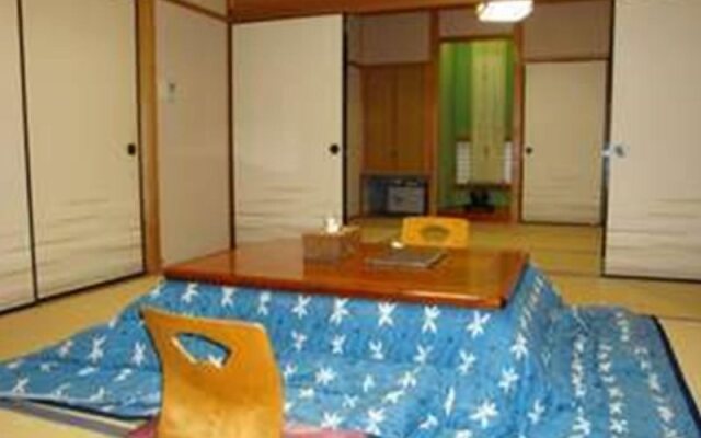 Yufuin Ryokan Yusuraume