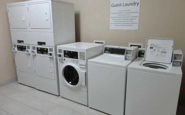 Holiday Inn Express Kenedy by IHG