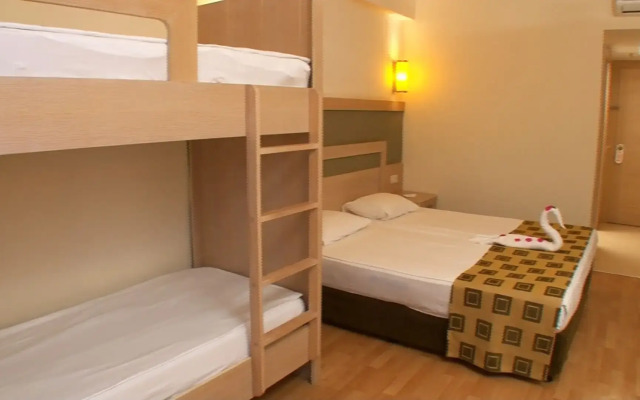 Side Breeze Hotel - All Inclusive