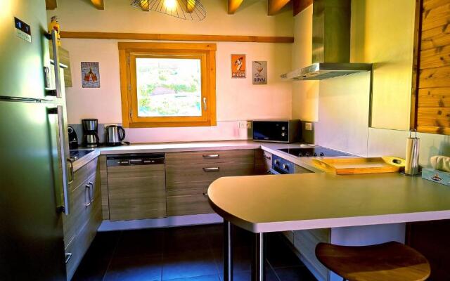 ⁂⁂ LE NID DE PIERRE & JULIE [CLEDICIHOME] 2 pas du centre ville / SPA & TERASSE AMENAGEE ⁂⁂