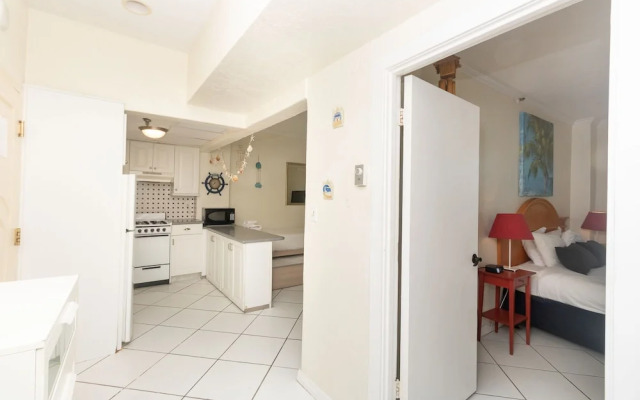 703 Ocean View Hollywood Beach