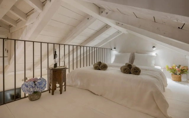 Luxury Apartment Lina - III