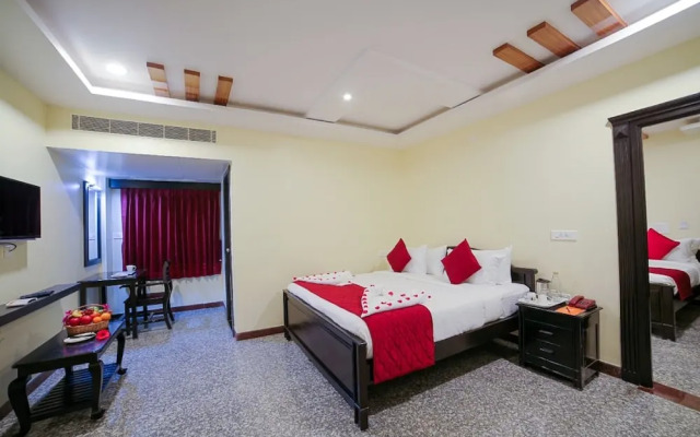 Hotel Rivieraa