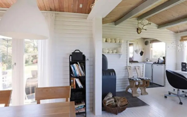 Stenene 142 Holiday House