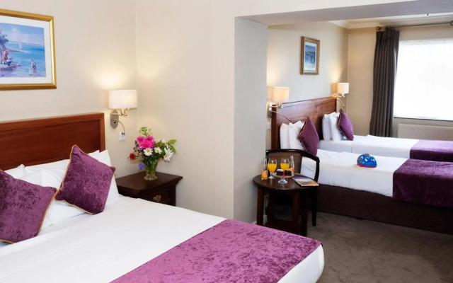 Lawlors Hotel