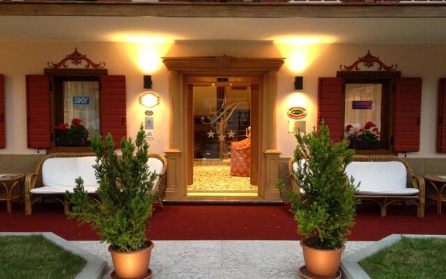 Albergo Garnì Ajarnola