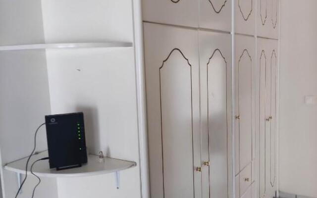 GCM 1 ROOMS kentro k parking