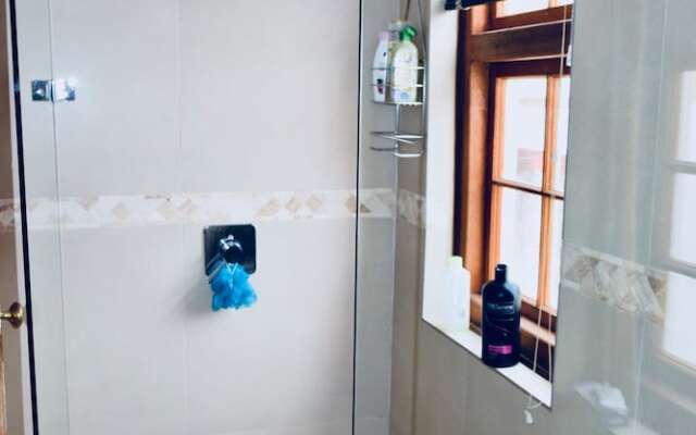 1 Bedroom Apartment Near Kloof Street