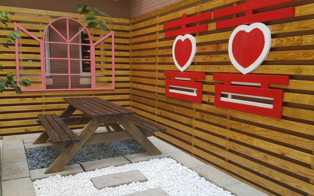 Moon Villa