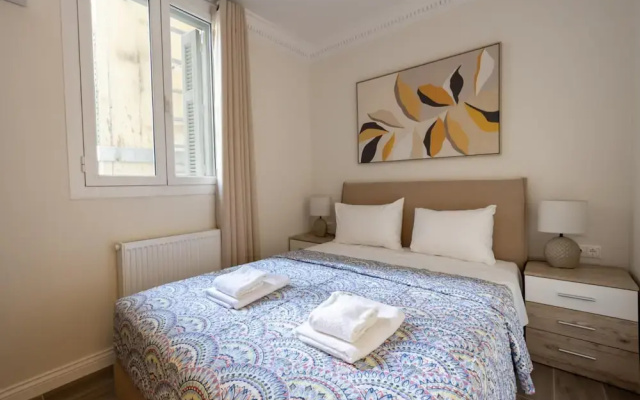 Plaka s Privileged Accommodation