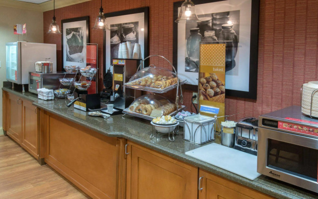 Hampton Inn by Hilton Charlotte/Matthews