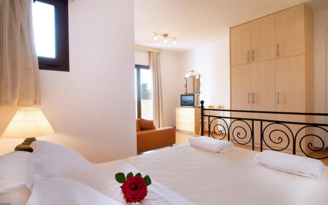 Miraluna Hotel