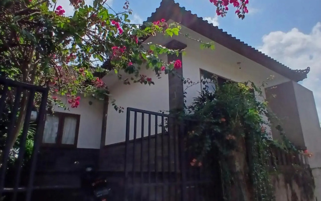 Ona House