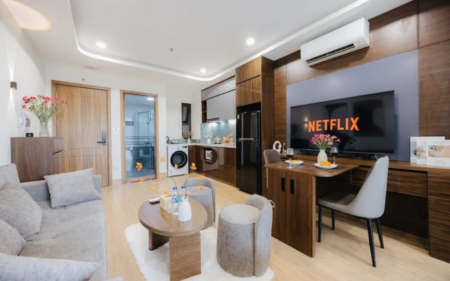 Wisteria Luxury Apartment