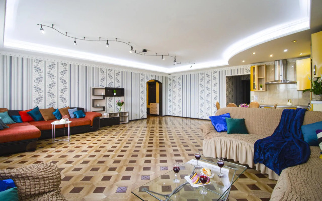 Moment House on 1 Podmoskovny Boulevard