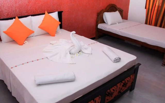 Vista Rooms near Negombo Beach 11