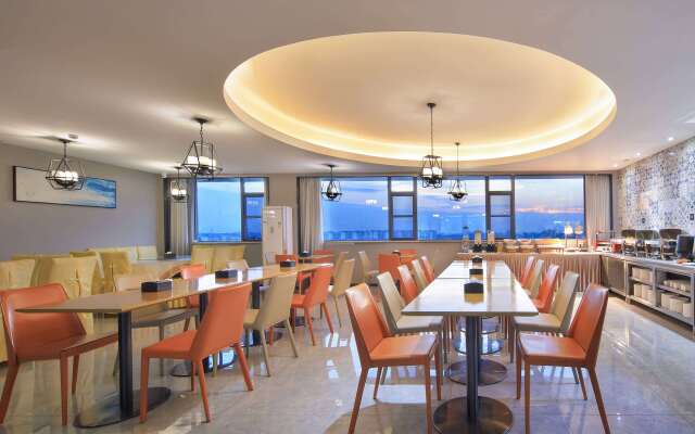 Ramada Encore by Wyndham Guilin Wanfu