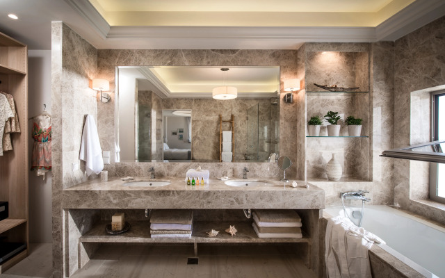 Creta Blue Boutique Hotel & Suites